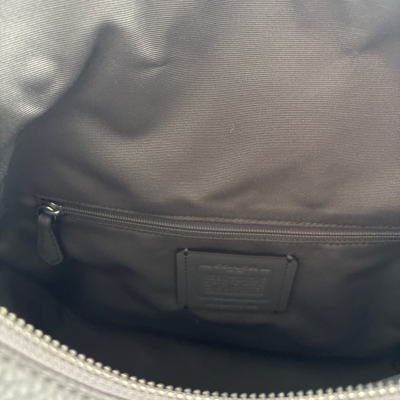 Authentic Coach bag - Picture 10 of 10